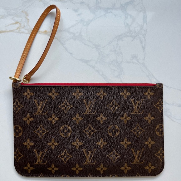 Louis Vuitton Monogram Neverfull Pouchette - Authentic! - Picture 1 of 8